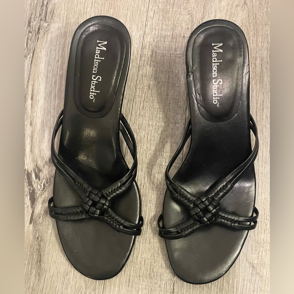 Madison Studio Women’s Black Braided Open Toe Slide Sandals Size 6